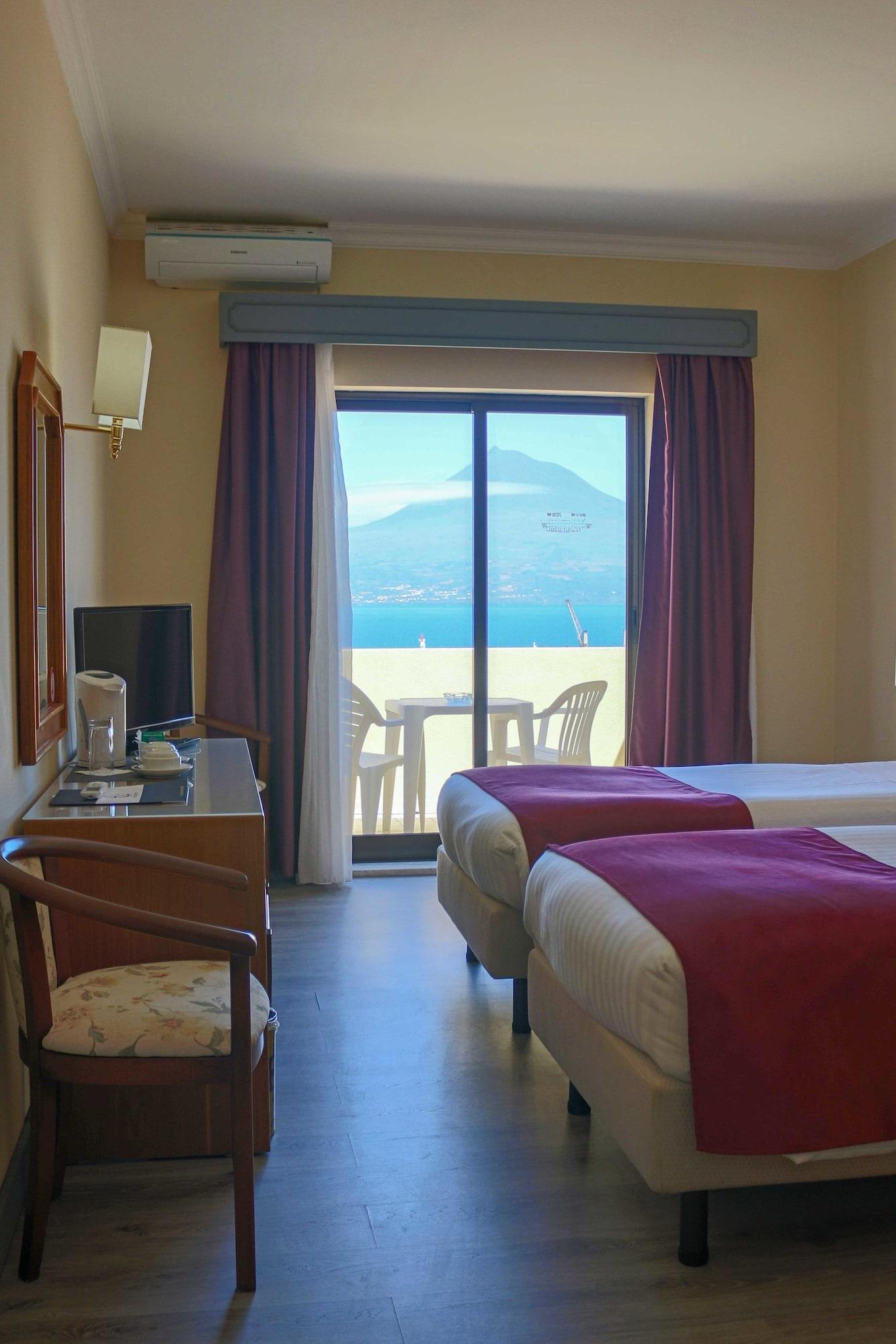 Hotel Horta ออร์ตา ภายนอก รูปภาพ
