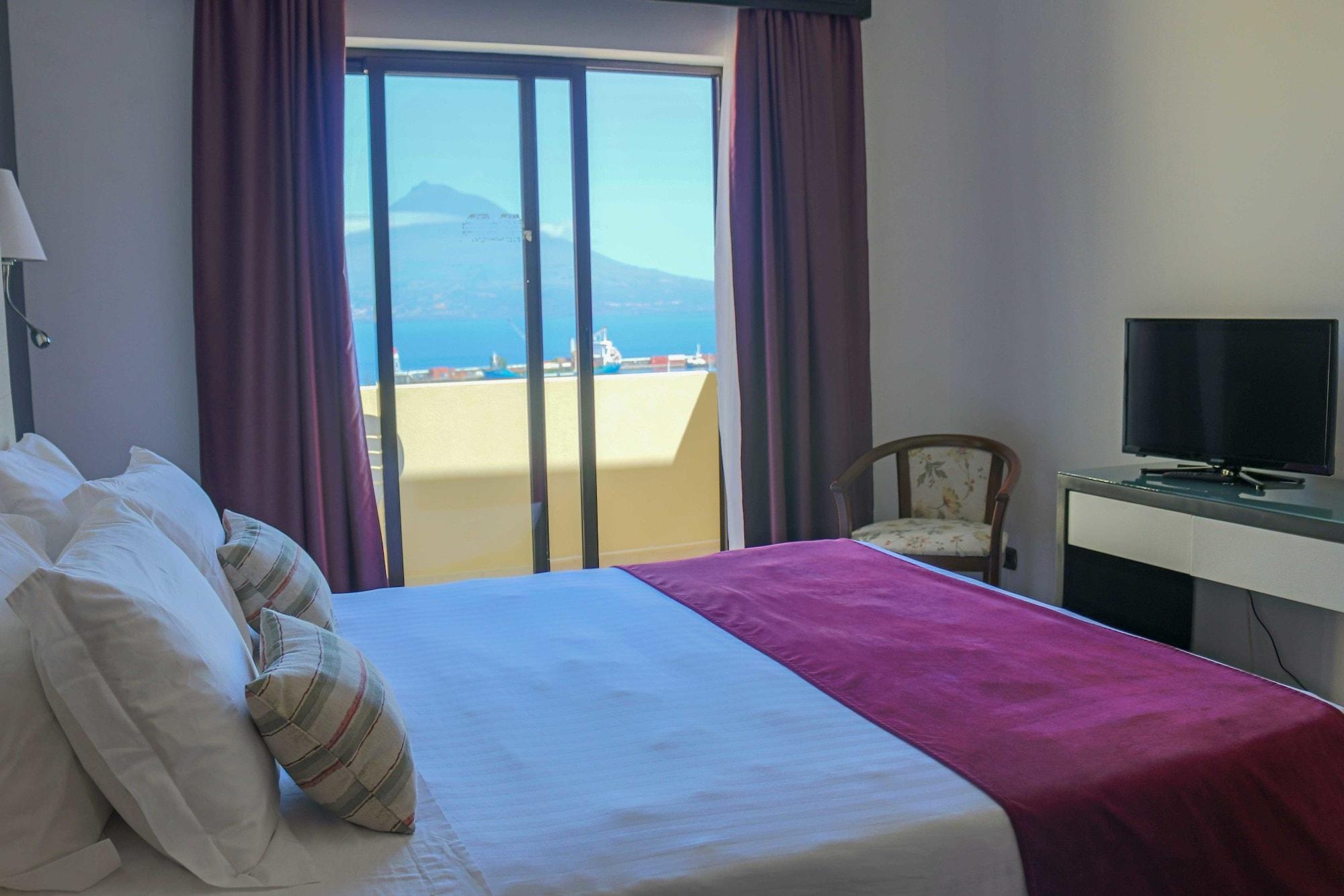 Hotel Horta ออร์ตา ภายนอก รูปภาพ