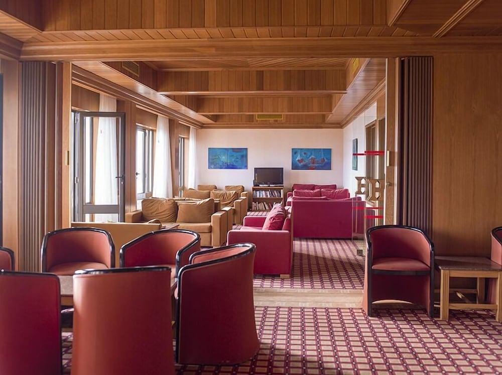 Hotel Horta ออร์ตา ภายนอก รูปภาพ