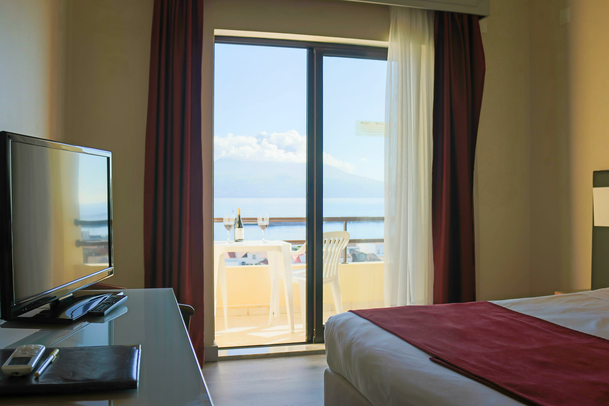 Hotel Horta ออร์ตา ภายนอก รูปภาพ