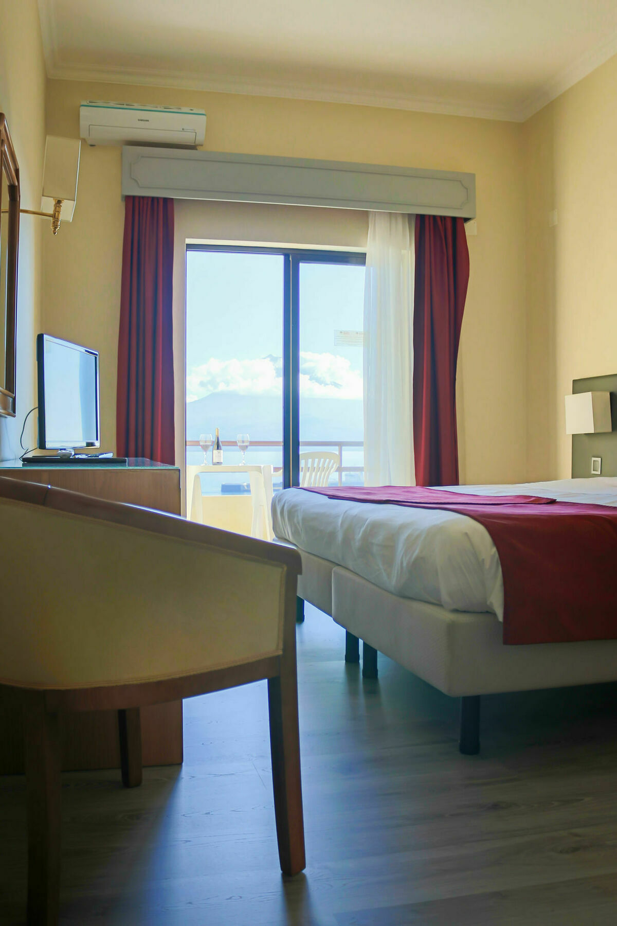 Hotel Horta ออร์ตา ภายนอก รูปภาพ